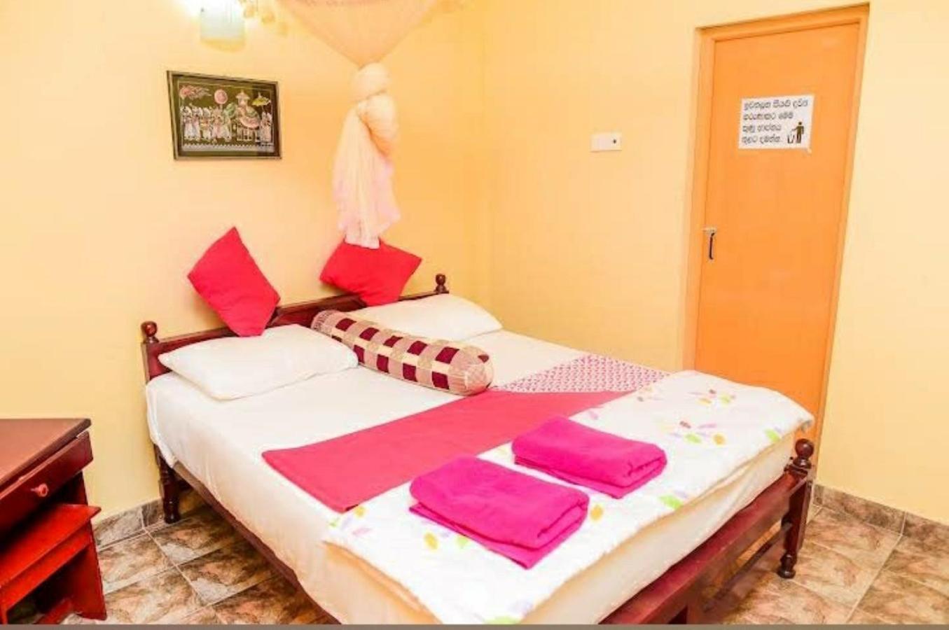 Kandy Paradise Hotel & Spa Gelioya Luaran gambar