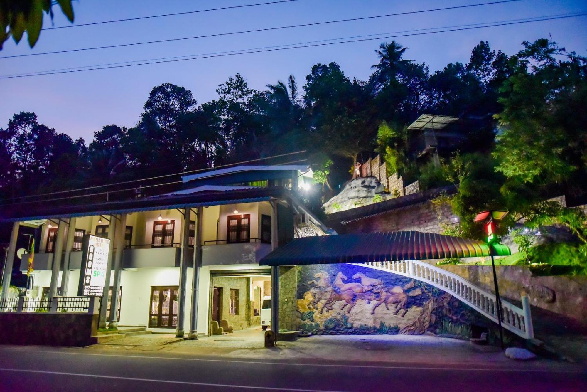 Kandy Paradise Hotel & Spa Gelioya Luaran gambar